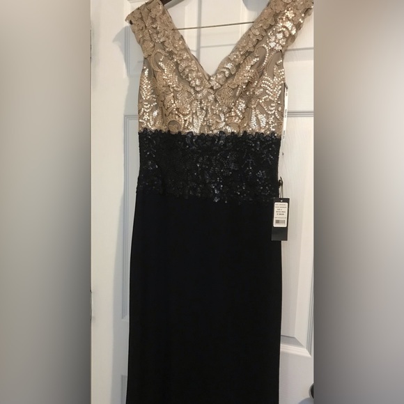 REMA GOWN - Picture 5 of 5